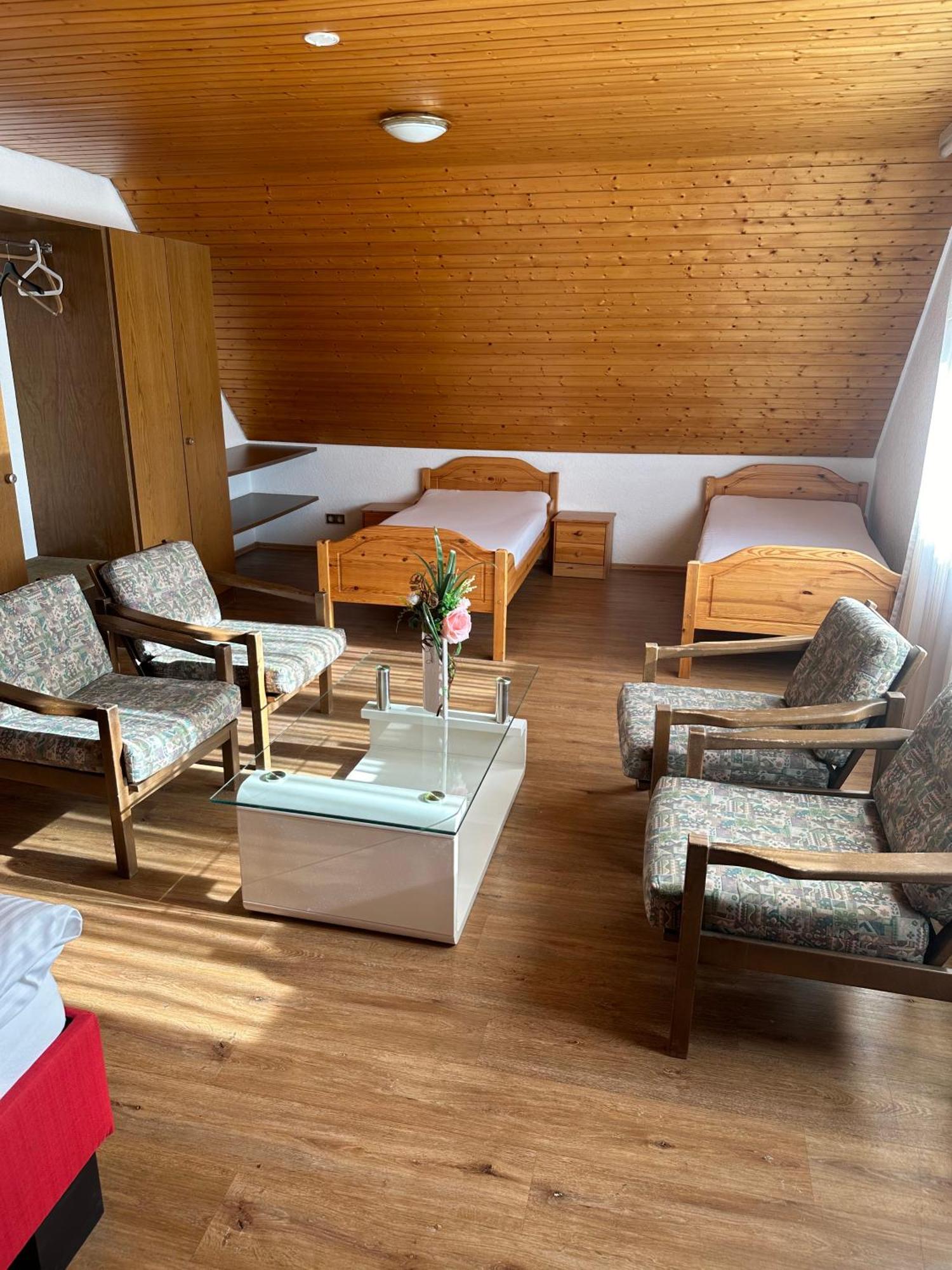 Pension Laas Остфильдерн Экстерьер фото